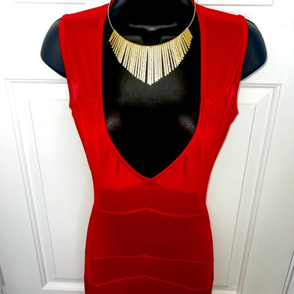 Red Evening Gown Size M - Picture 2 of 9